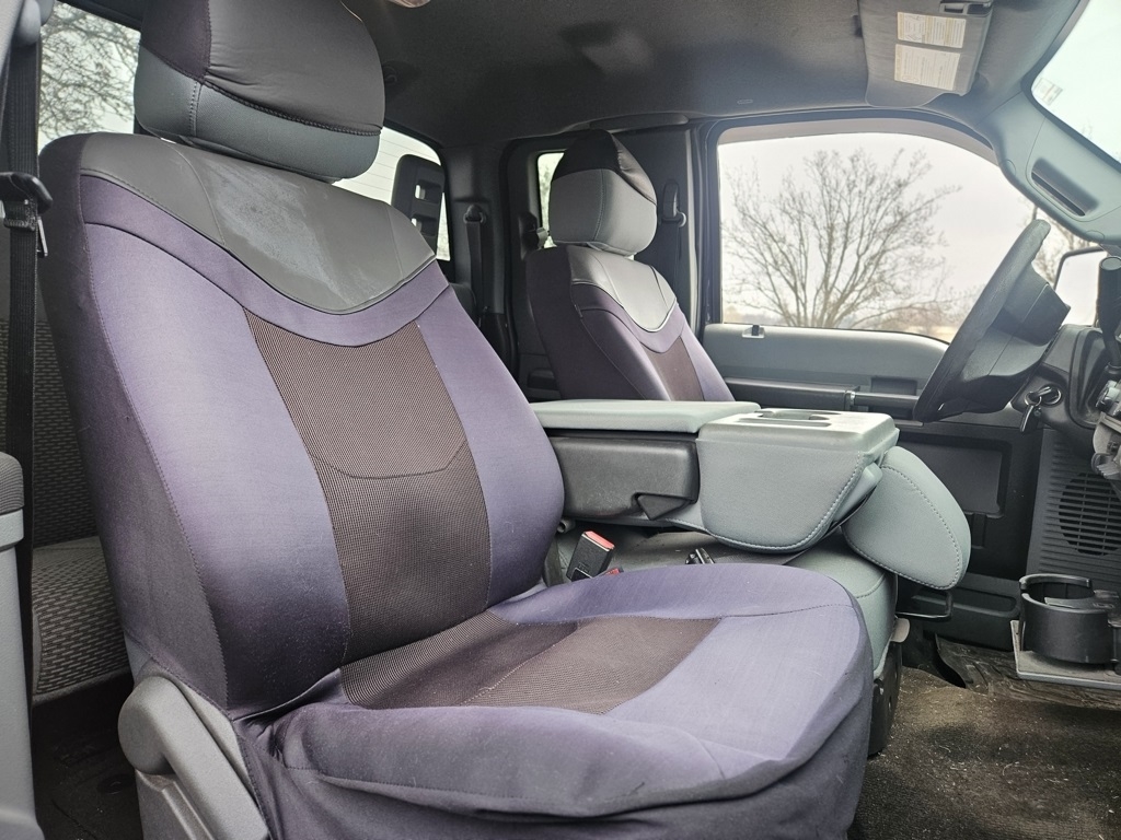 Ford Super Duty F-250 SRW  2012