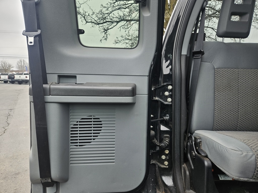 Ford Super Duty F-250 SRW  2012