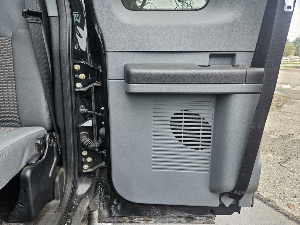 Ford Super Duty F-250 SRW  2012