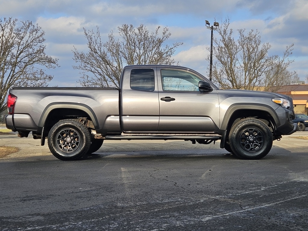 Toyota Tacoma 4WD  2019