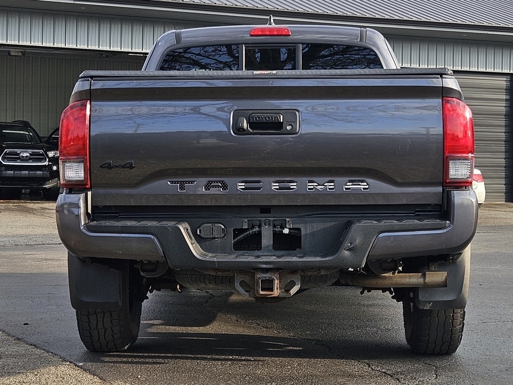 Toyota Tacoma 4WD  2019