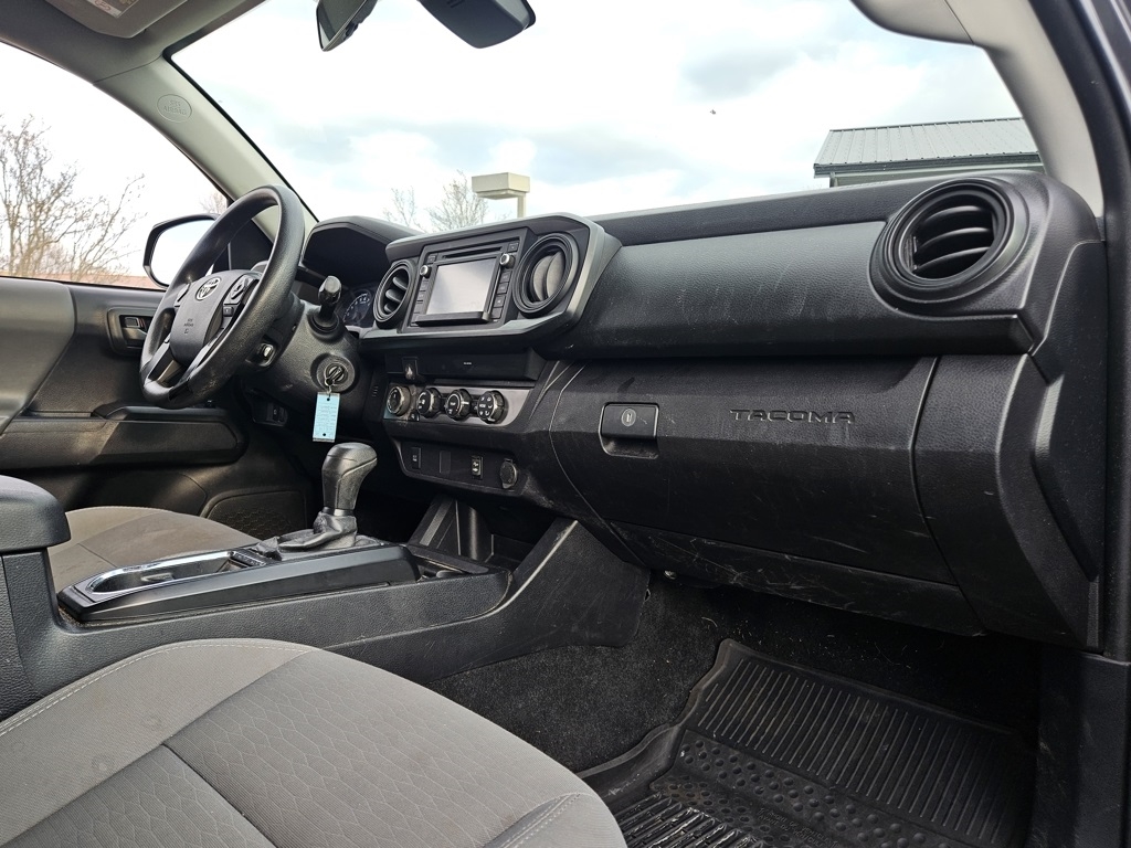 Toyota Tacoma 4WD  2019