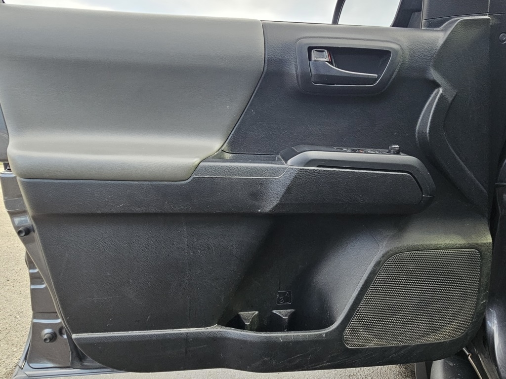 Toyota Tacoma 4WD  2019