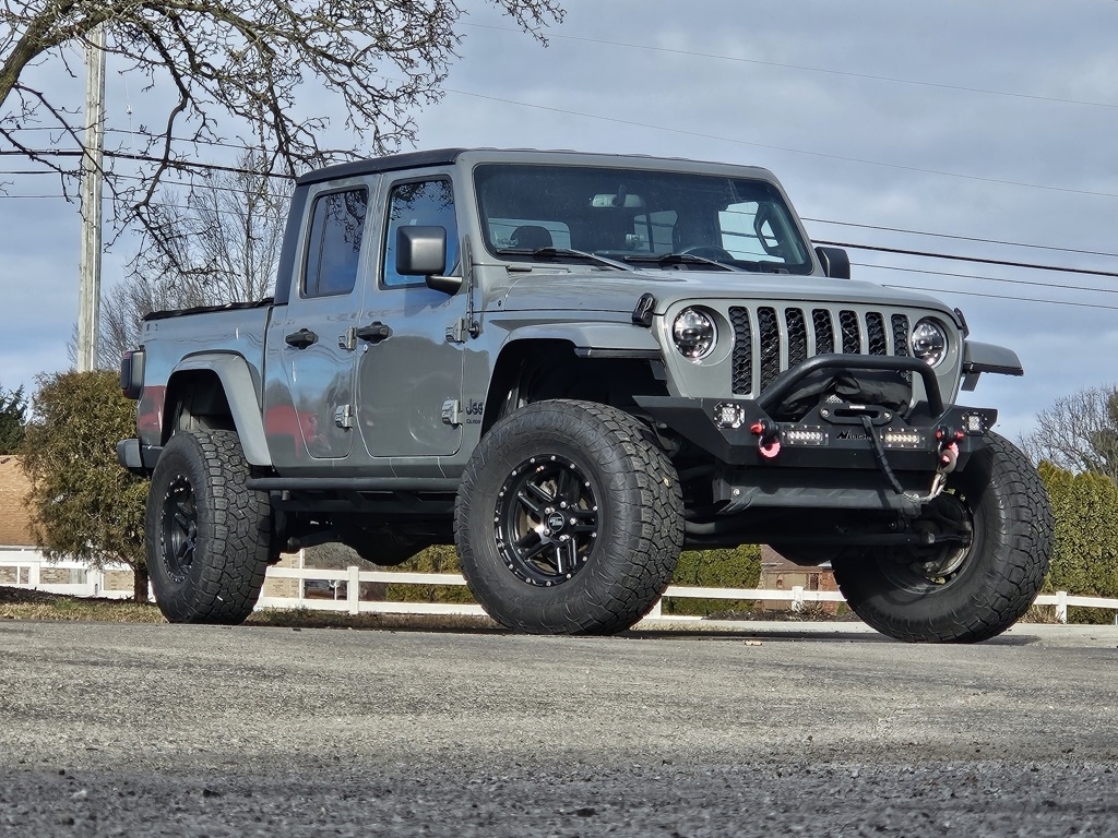 2020 Jeep Gladiator Sport