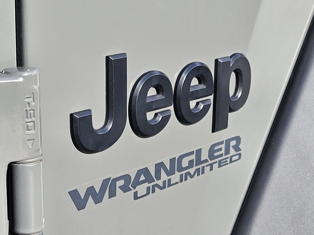 Jeep Wrangler  2021