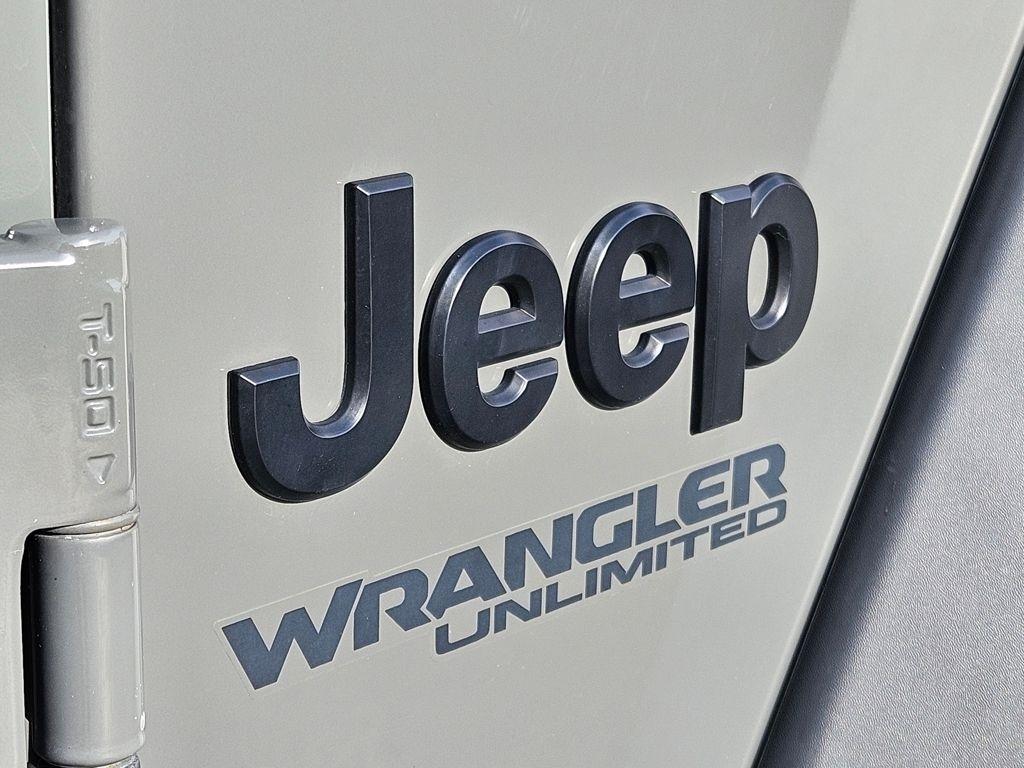 Jeep Wrangler  2021