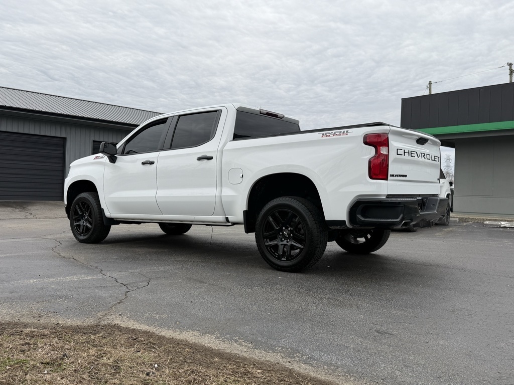 Chevrolet Silverado 1500  2021