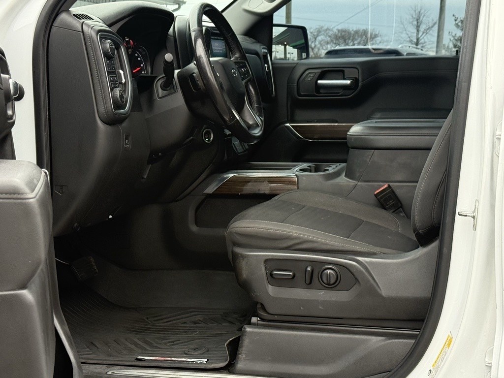 Chevrolet Silverado 1500  2021