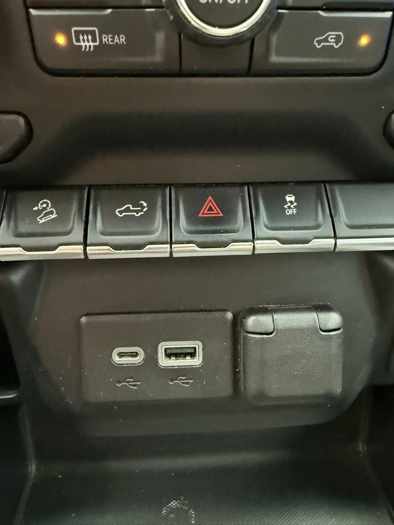 Chevrolet Silverado 1500  2021