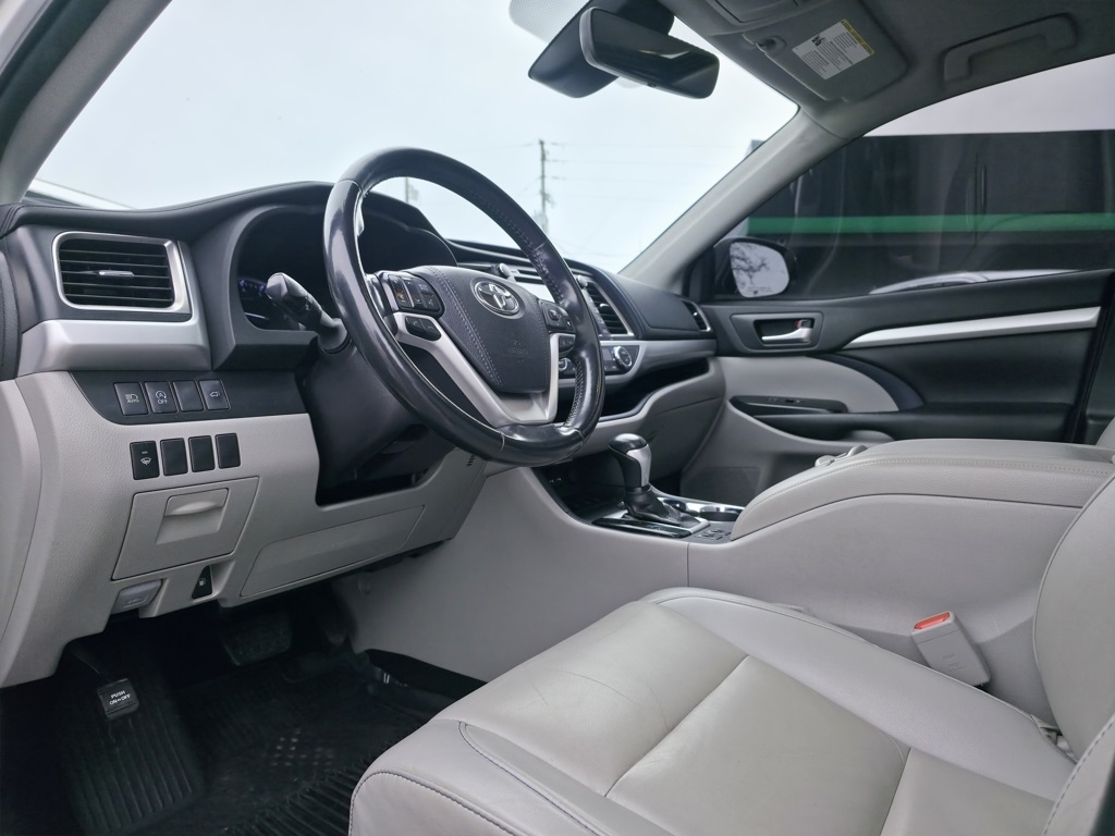 Toyota Highlander  2019