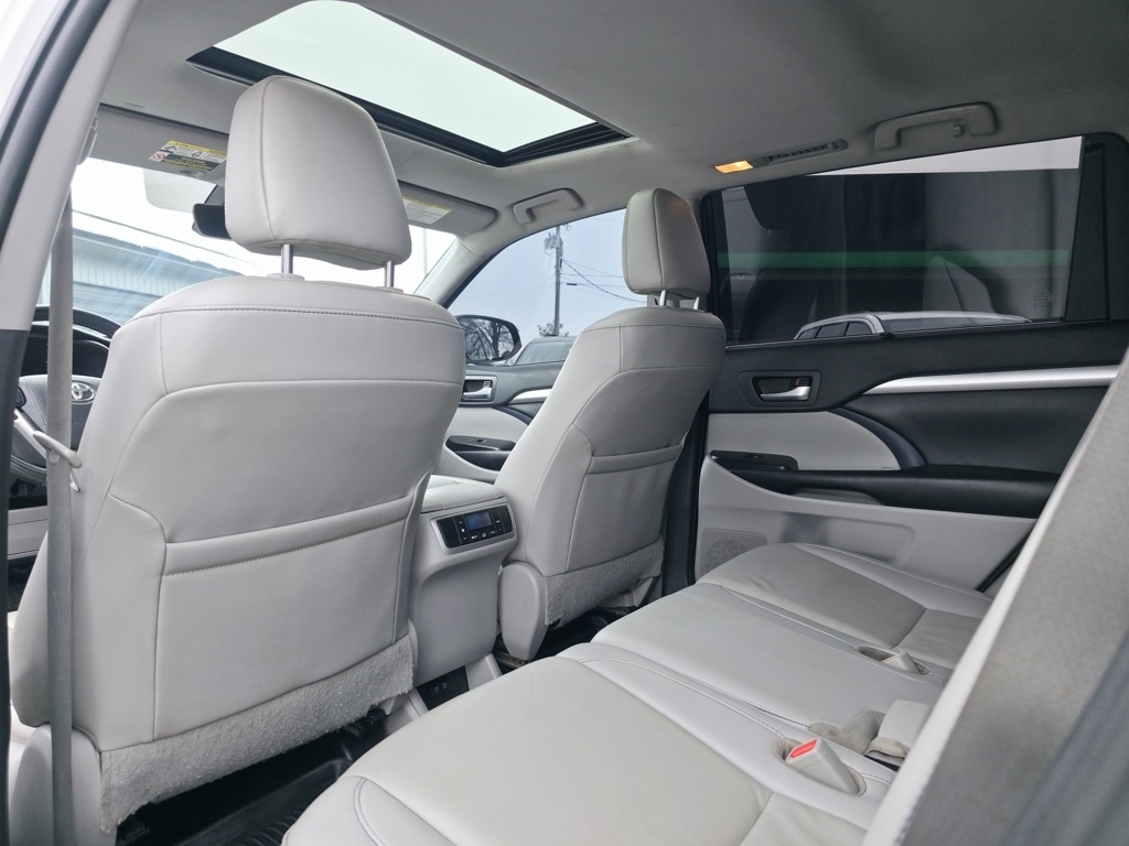 Toyota Highlander  2019