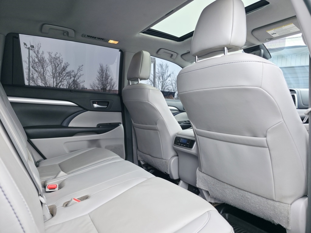 Toyota Highlander  2019