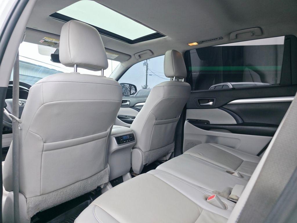 Toyota Highlander  2019