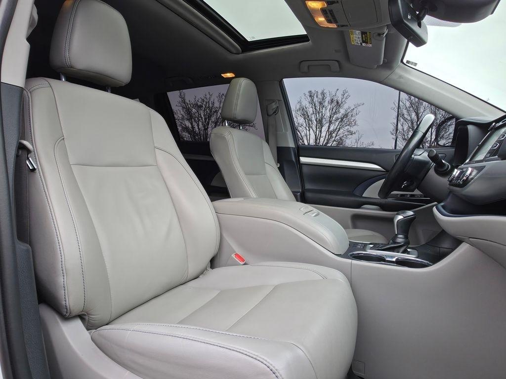 Toyota Highlander  2019