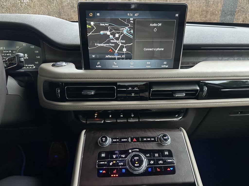 Lincoln Aviator  2020