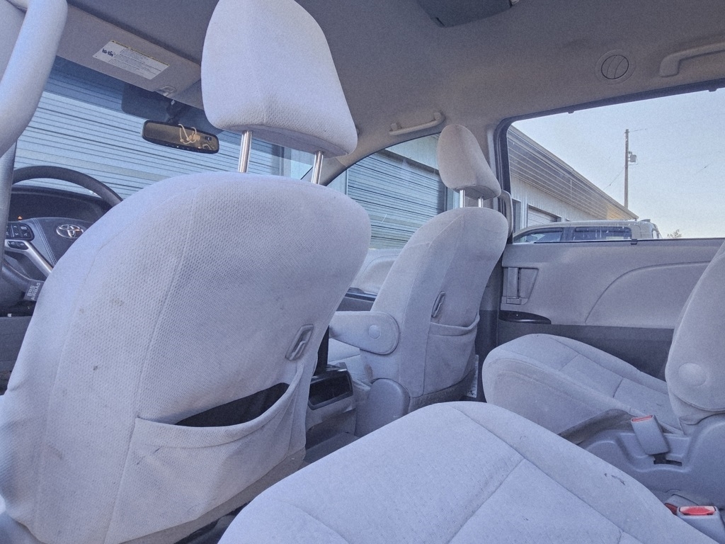 Toyota Sienna  2015