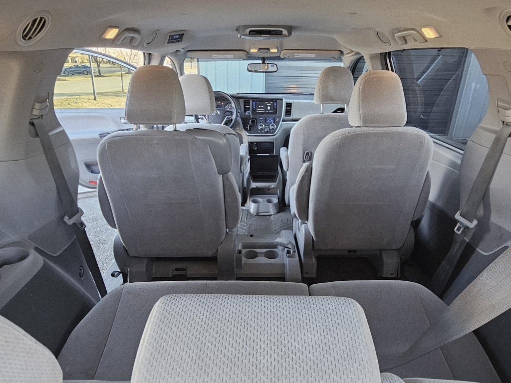 Toyota Sienna  2015