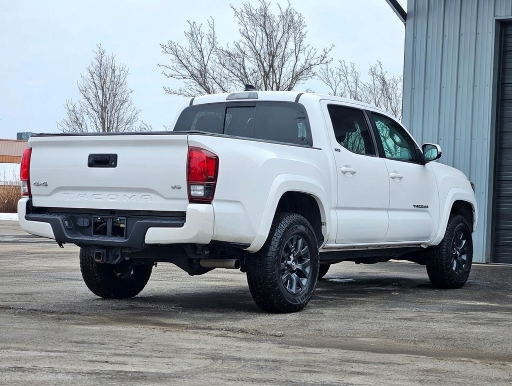 Toyota Tacoma 4WD  2022