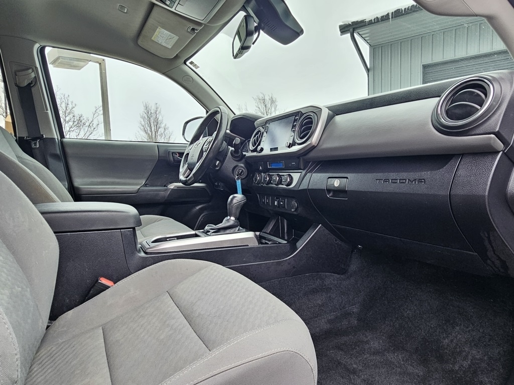 Toyota Tacoma 4WD  2022