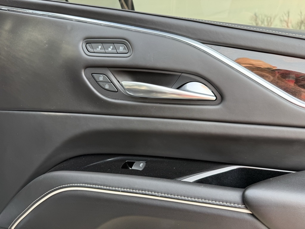 Cadillac Escalade  2021