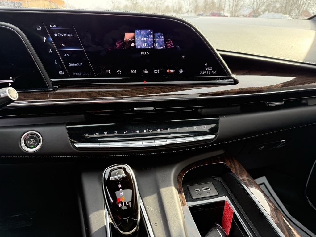 Cadillac Escalade  2021