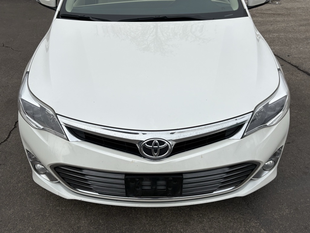 Toyota Avalon  2013