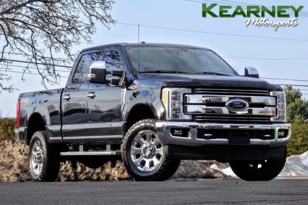 2017 Ford Super Duty F-350 SRW Lariat
