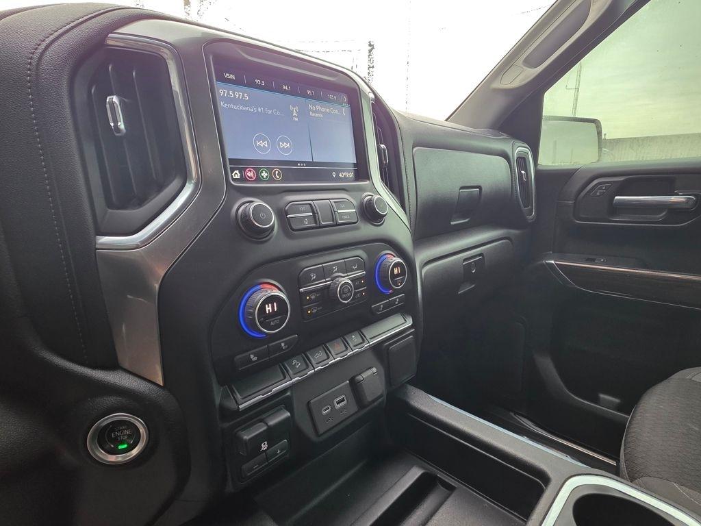 Chevrolet Silverado 1500  2021