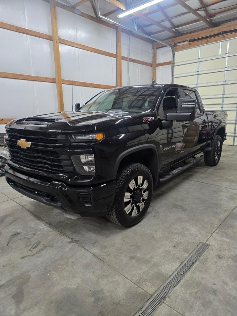 2024 Chevrolet Silverado 2500HD Custom