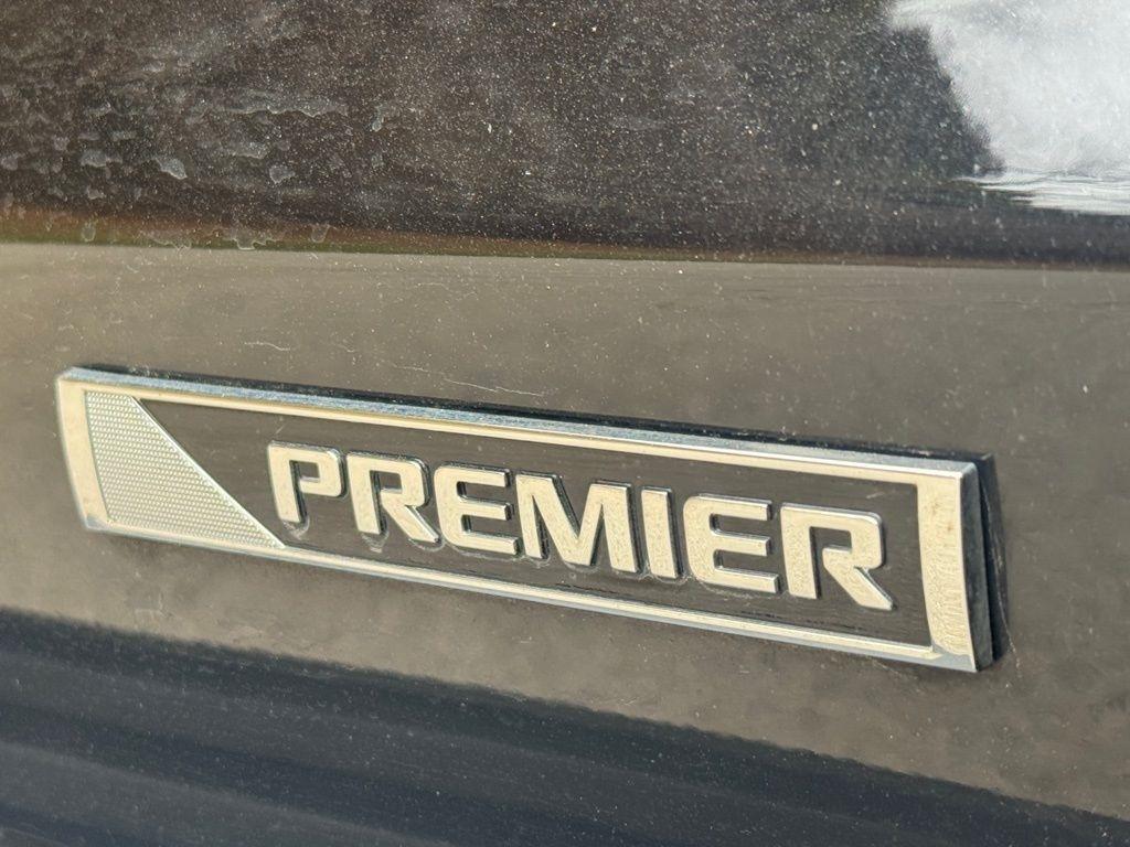 Chevrolet Tahoe  2017