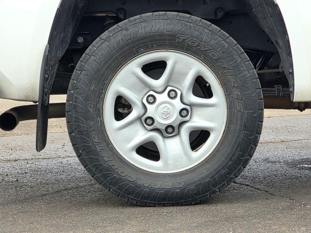 Toyota Tundra 2WD  2021