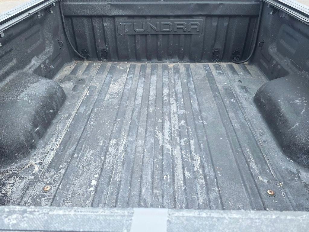 Toyota Tundra 2WD  2021