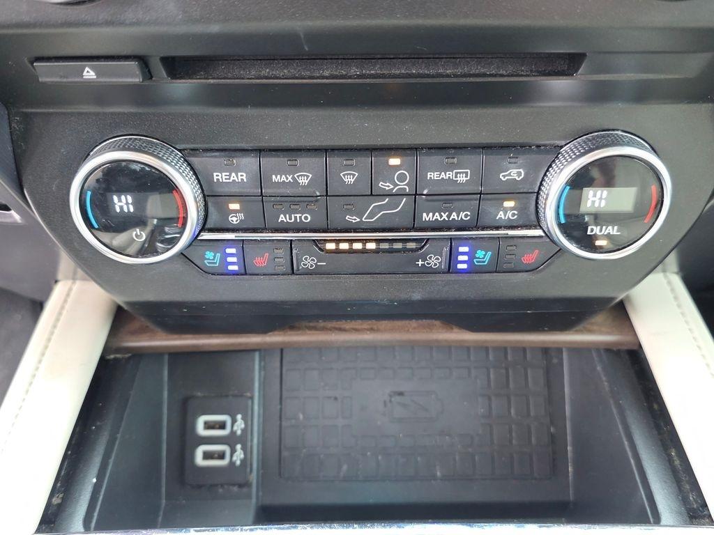 Ford Expedition  2018