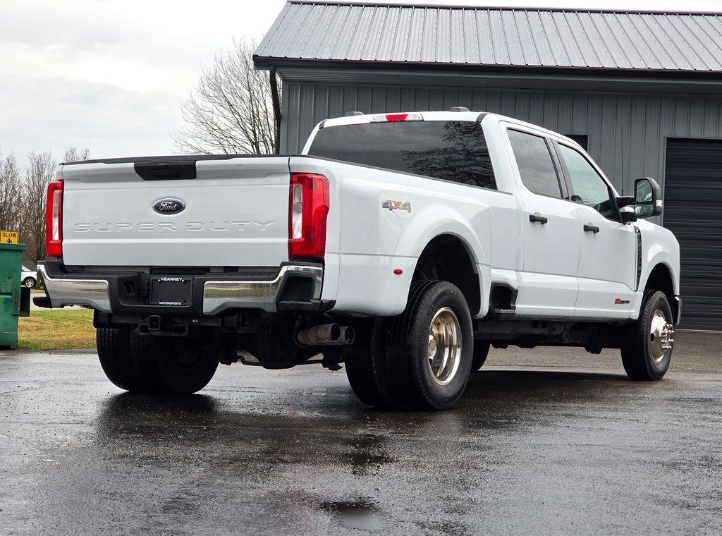 Ford Super Duty F-350 DRW  2024