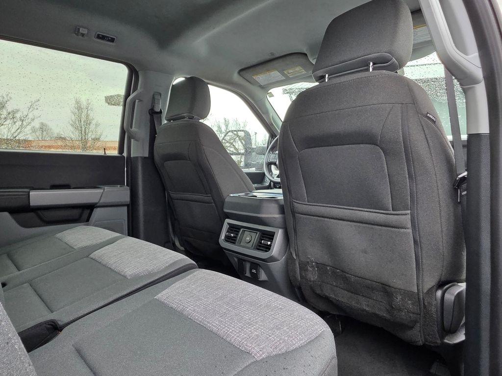 Ford Super Duty F-350 DRW  2024