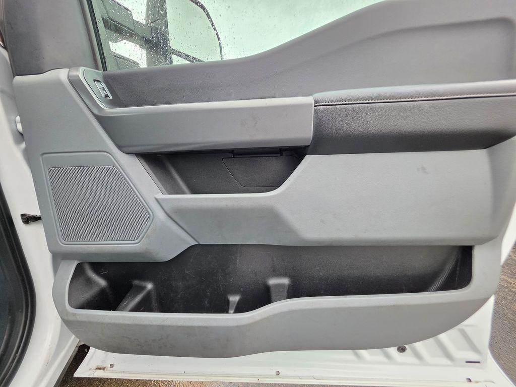 Ford Super Duty F-350 DRW  2024