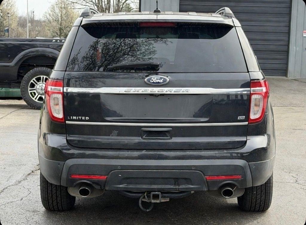 Ford Explorer  2011