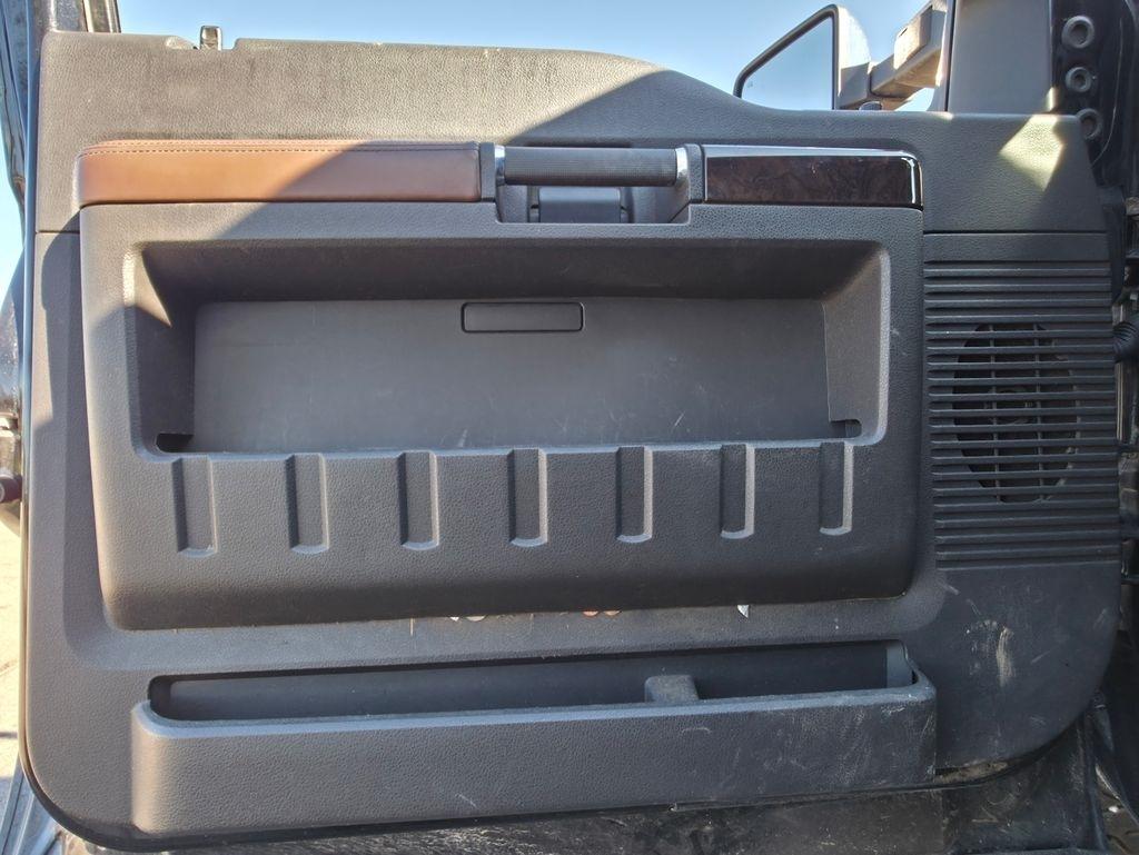 Ford Super Duty F-350 SRW  2015