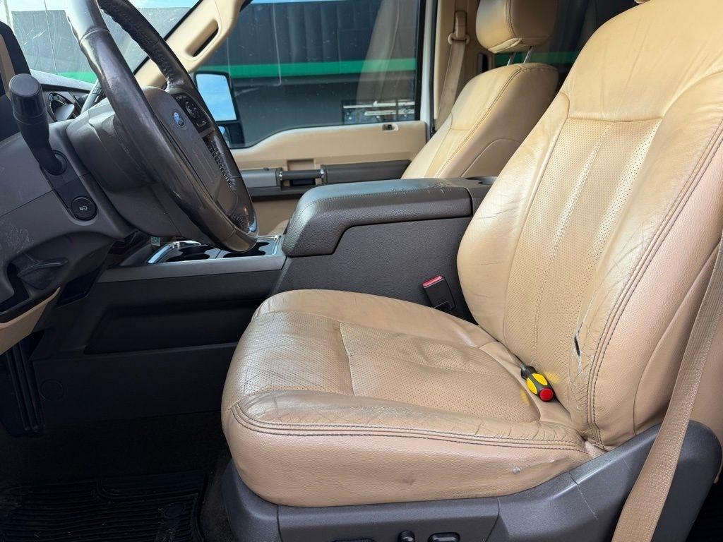 Ford Super Duty F-250 SRW  2012