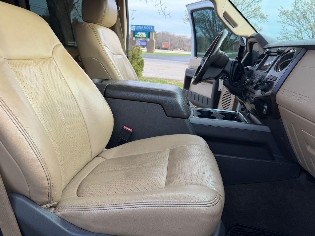 Ford Super Duty F-250 SRW  2012