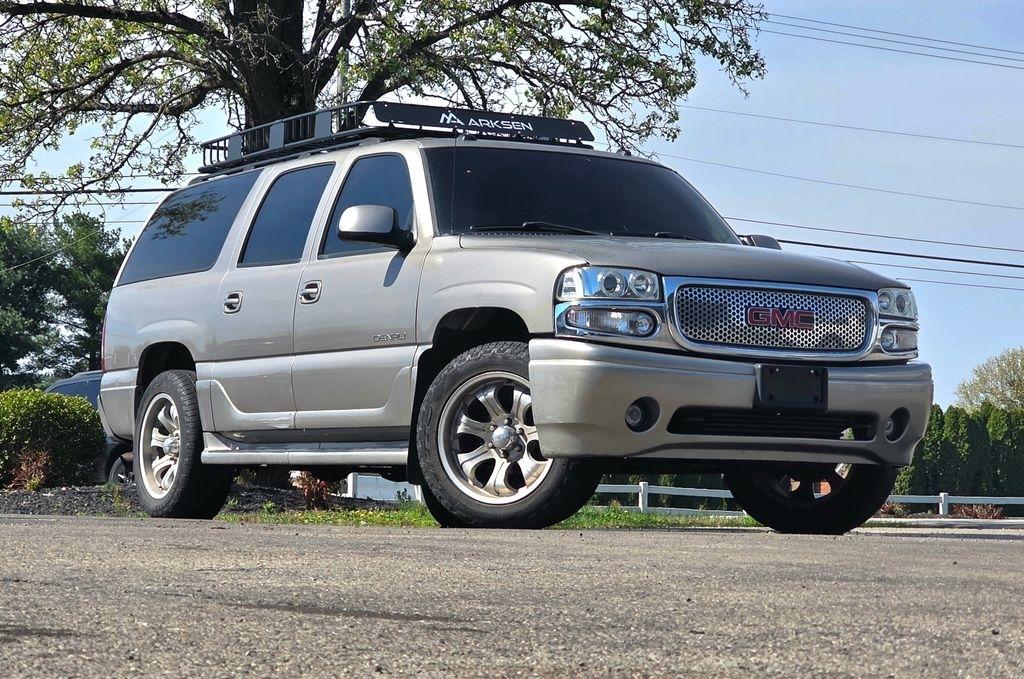 GMC Yukon XL Denali  2003
