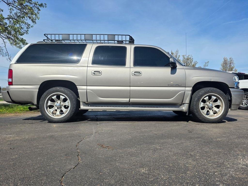 GMC Yukon XL Denali  2003