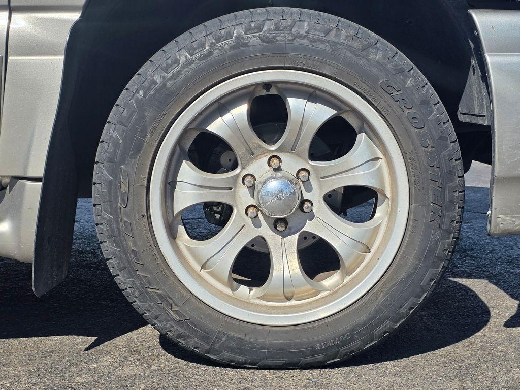 GMC Yukon XL Denali  2003