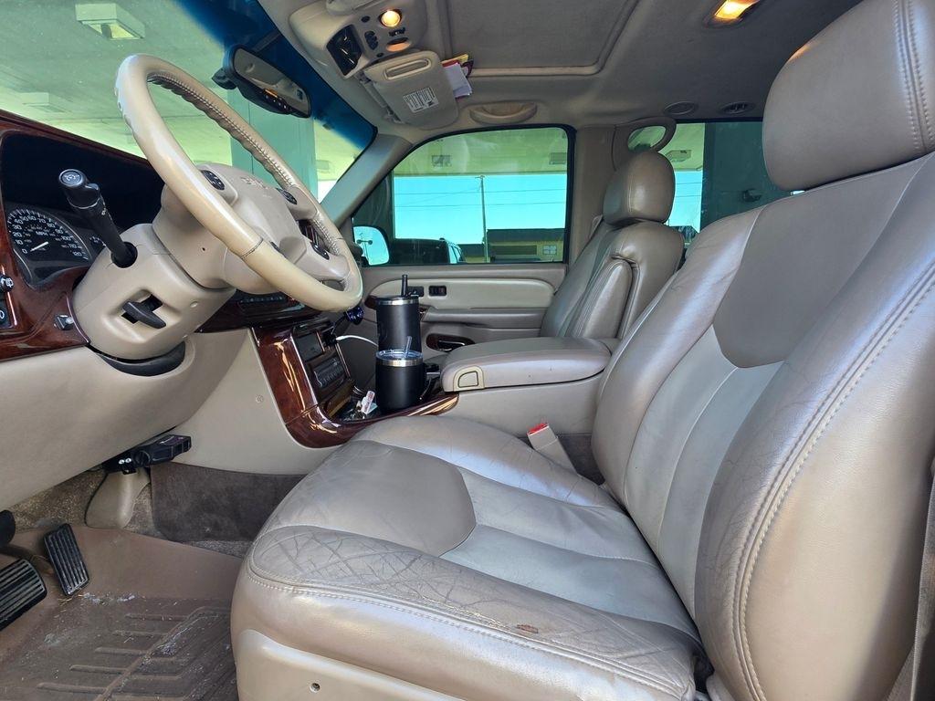 GMC Yukon XL Denali  2003