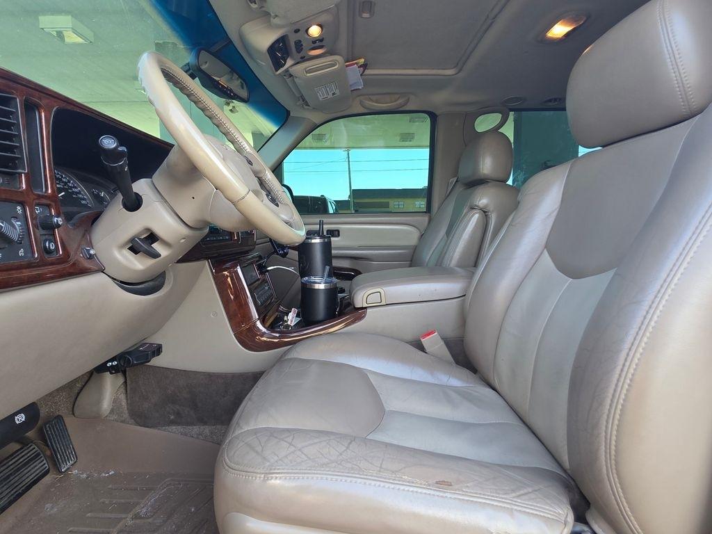 GMC Yukon XL Denali  2003