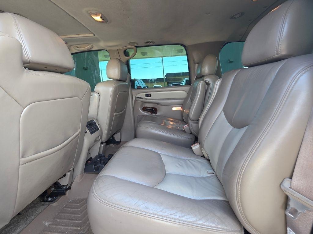 GMC Yukon XL Denali  2003