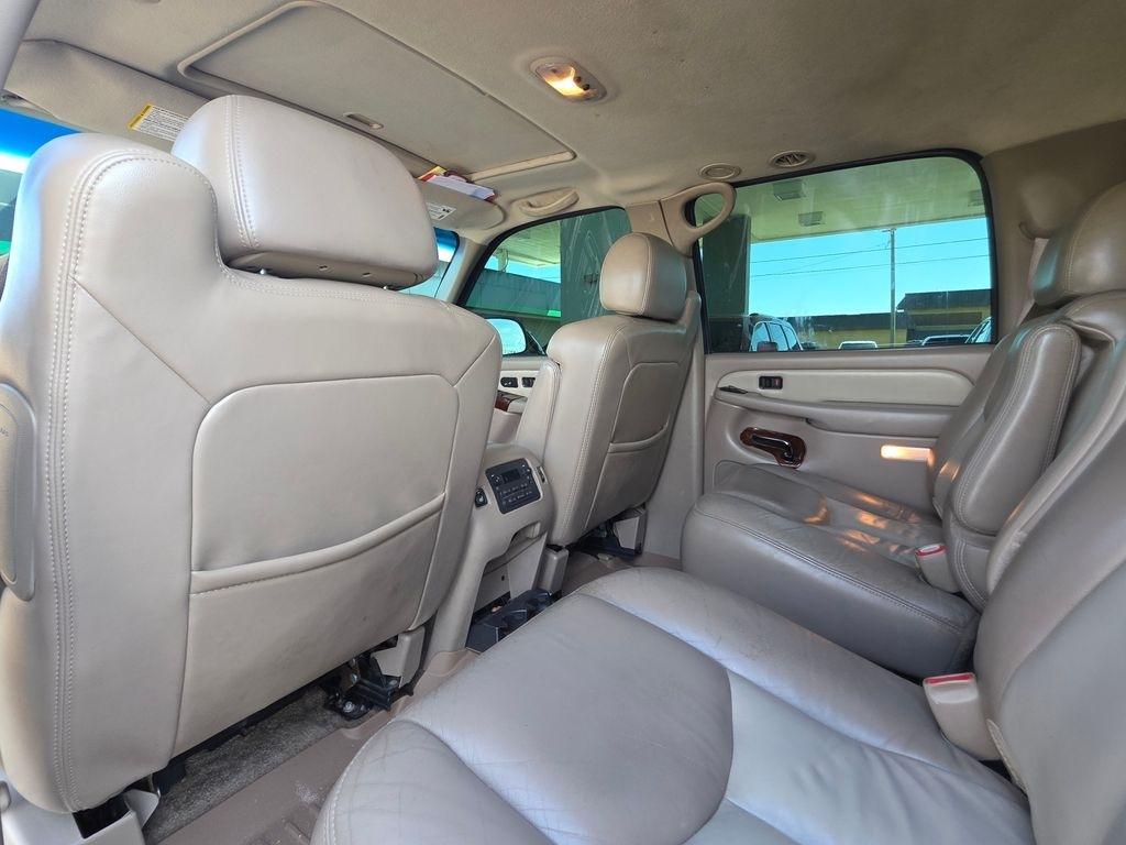 GMC Yukon XL Denali  2003