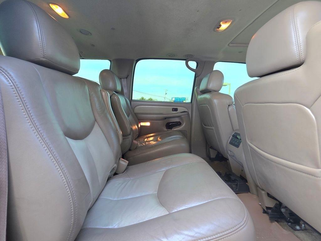 GMC Yukon XL Denali  2003