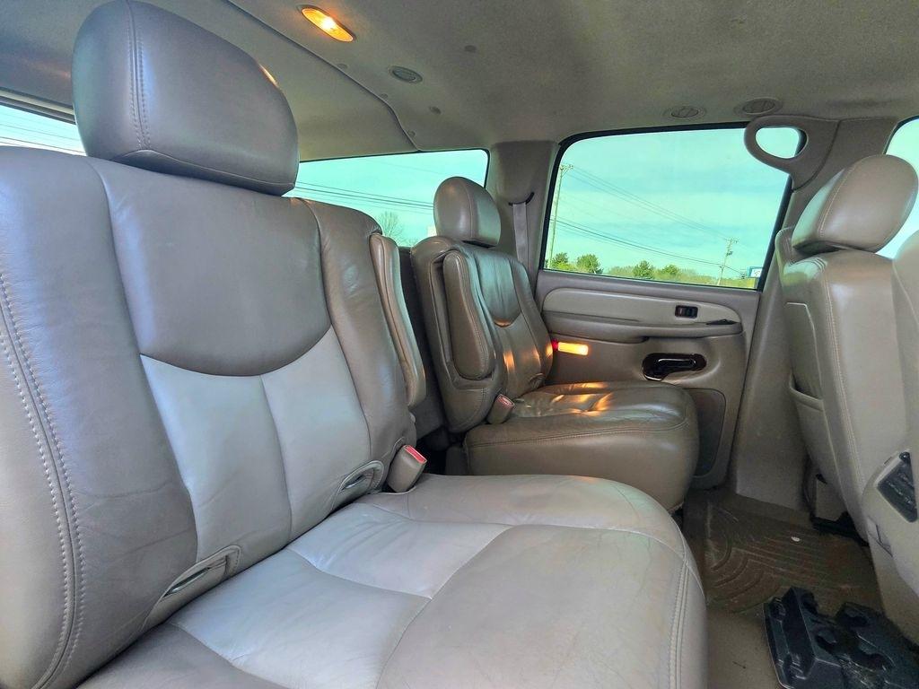 GMC Yukon XL Denali  2003