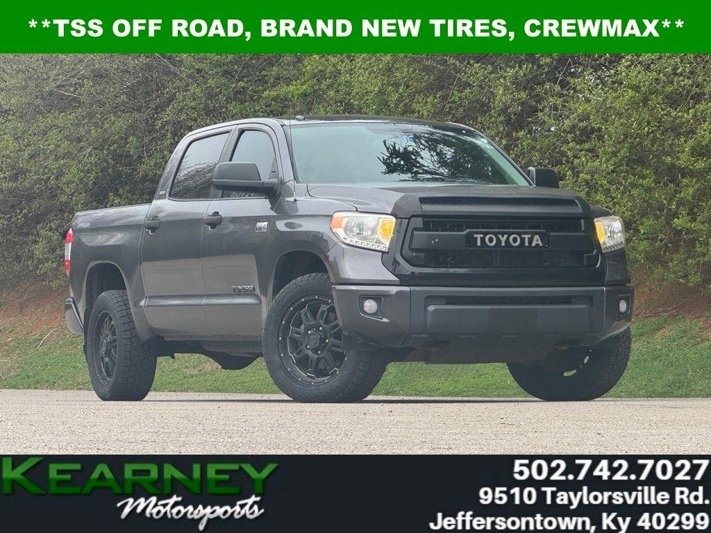 Toyota Tundra 4WD  2017